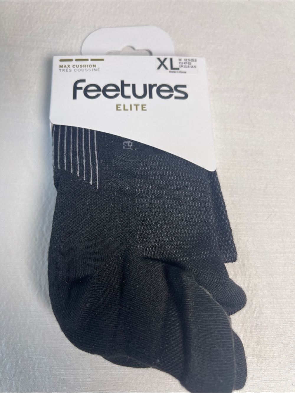 Feetures Elite Max Cushion No Show Tab Socks Black XL EC501594